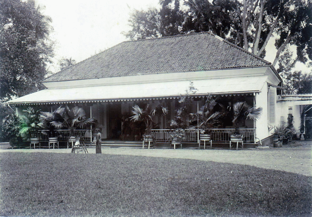 Foto van het huis van Adrien Henri MG (1873-1965)  in Kendal in circa 1917